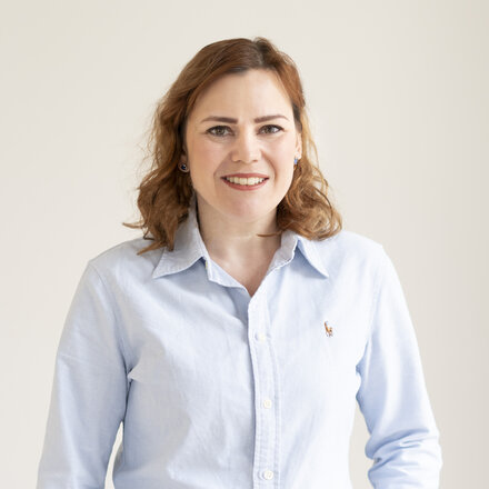 Das Bild zeigt Anna Watzlawik